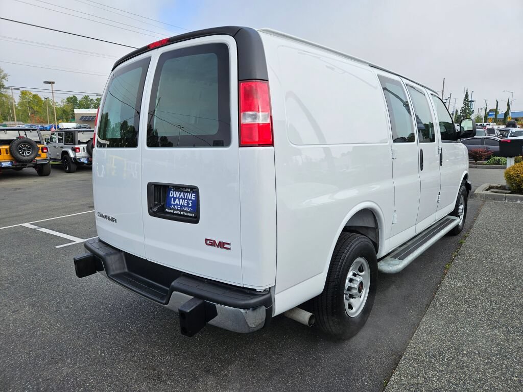 Used 2025 GMC Savana 2500 w/ Driver Convenience Package RWD image 5