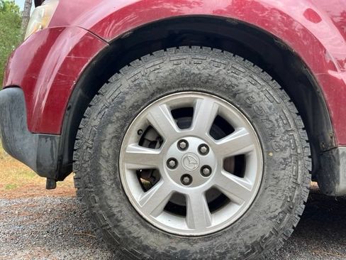 Used 2008 MAZDA Tribute i FWD image 10
