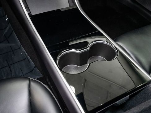 Used 2019 Tesla Model 3 Long Range image 18