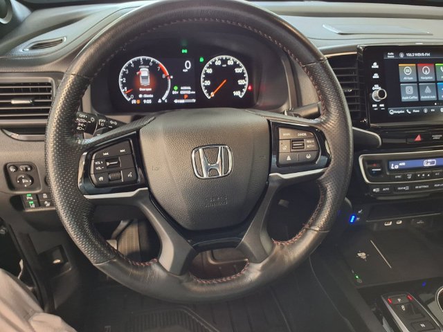 Certified 2024 Honda Ridgeline Black Edition image 8