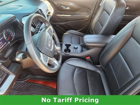 Used 2022 GMC Terrain SLT w/ Tech Package image 11