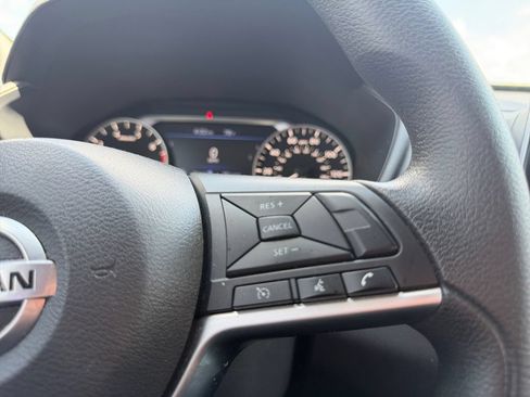 Used 2021 Nissan Altima 2.5 SV FWD image 21