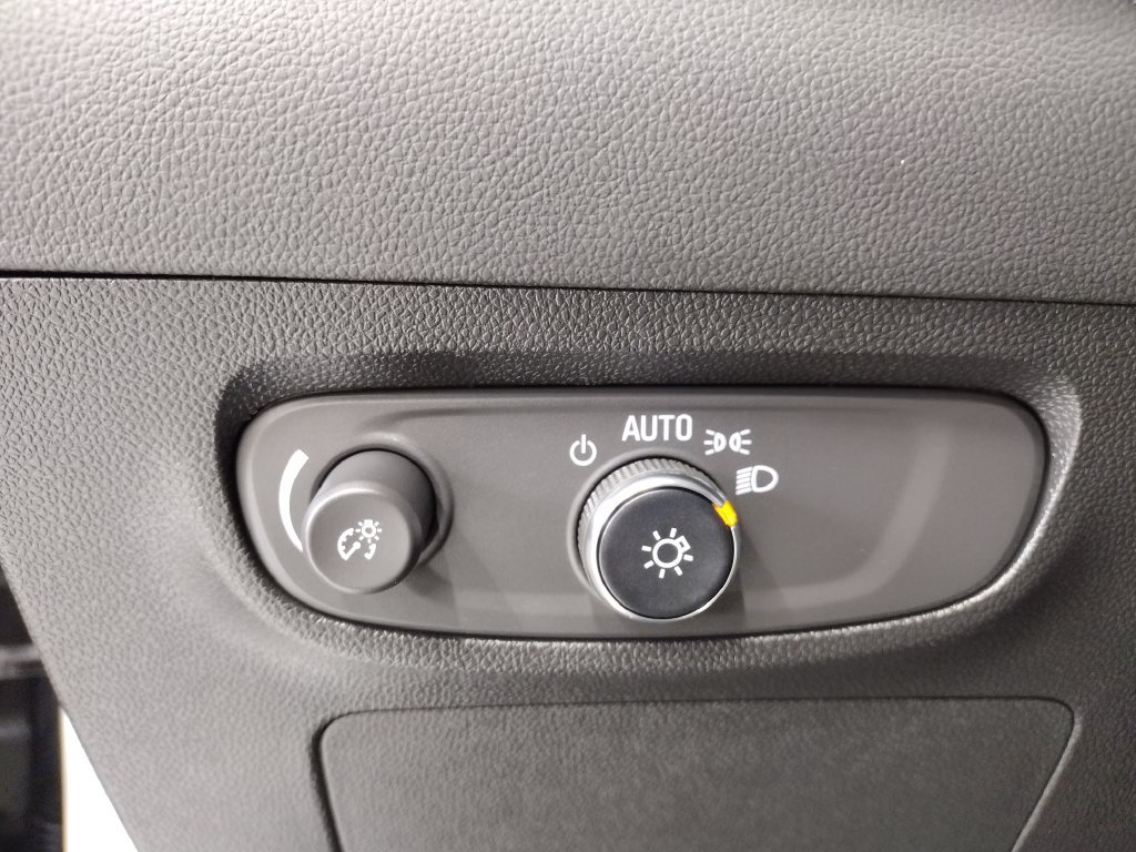 Used 2025 Buick Encore GX Preferred FWD image 20