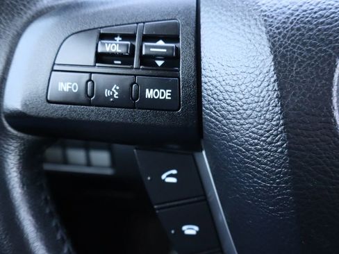 Used 2012 MAZDA MAZDA5 Touring w/ Moonroof & Audio Pkg image 29