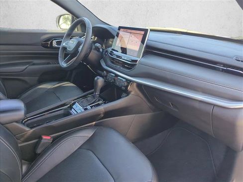 Used 2023 Jeep Compass High Altitude AWD/4WD image 19
