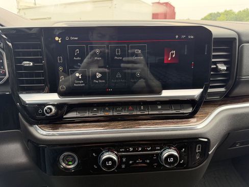 Used 2023 GMC Sierra 1500 Elevation AWD/4WD image 18