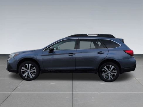 Used 2018 Subaru Outback 2.5i Limited image 3