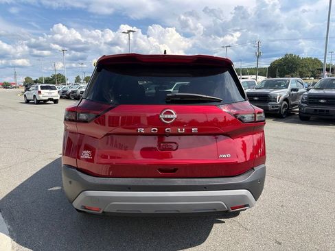 Used 2023 Nissan Rogue S AWD/4WD image 5