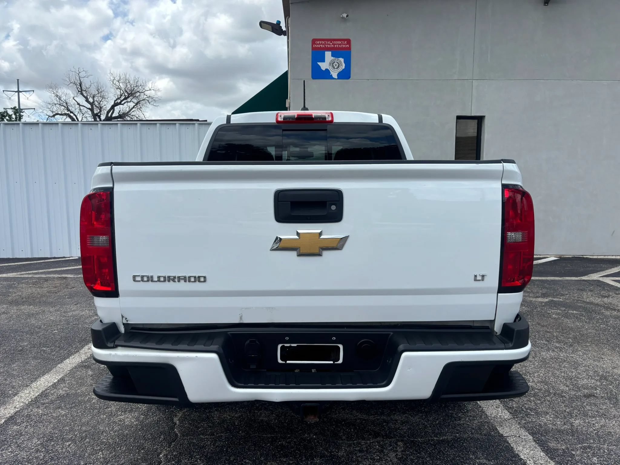 Used 2016 Chevrolet Colorado LT w/ LT Convenience Package RWD image 4