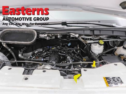 Used 2023 Ford Transit 350 XLT RWD image 7