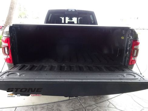 Used 2022 RAM 2500 Laramie AWD/4WD image 8