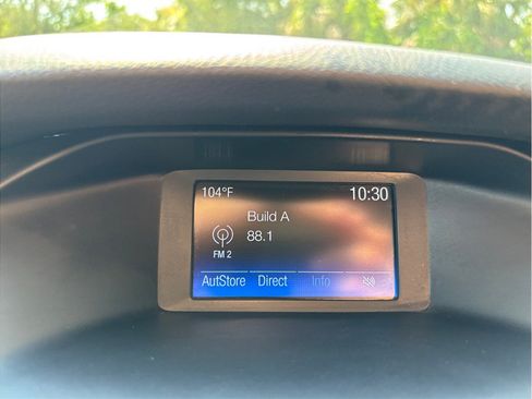 Used 2017 Ford Focus SE FWD image 21