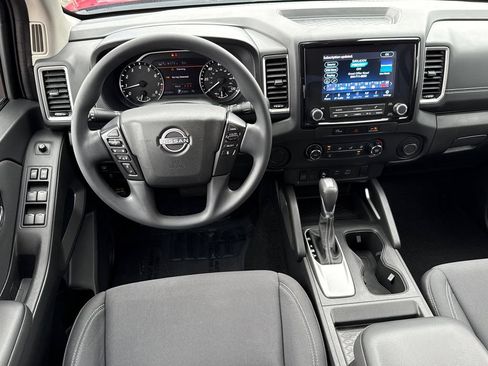 Used 2024 Nissan Frontier SV w/ Technology Package RWD image 23