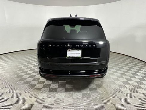 Certified 2024 Land Rover Range Rover SE image 7