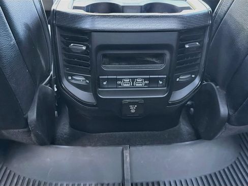 Used 2022 RAM 1500 Limited w/ Body-Colour Bumper Group AWD/4WD image 29
