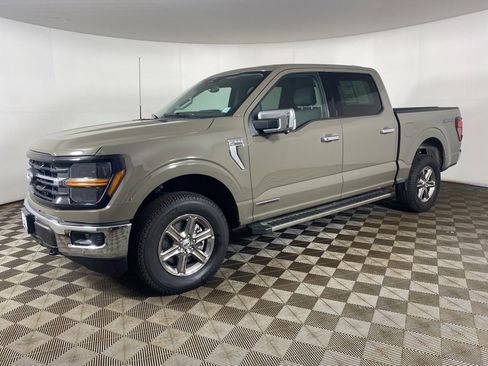 Used 2025 Ford F150 XLT w/ Equipment Group 302A MID image 6