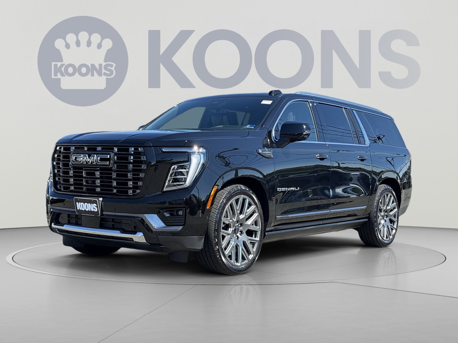 Used 2025 GMC Yukon XL Denali Ultimate AWD/4WD image 1