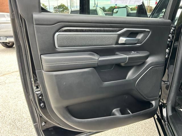 Used 2022 RAM 1500 Big Horn AWD/4WD image 13