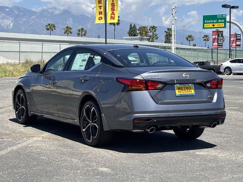 New 2026 Nissan Altima 2.5 SR AWD/4WD image 4