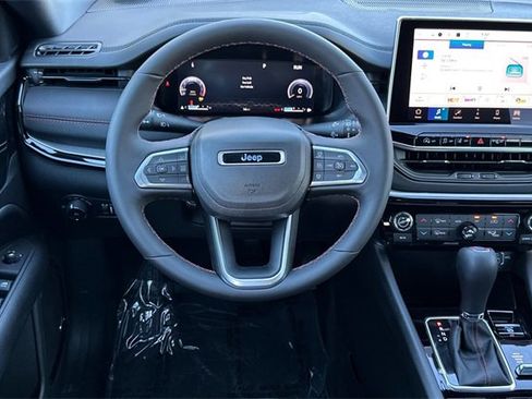 New 2026 Jeep Compass Trailhawk w/ Sun, Sound & Navigation Group image 17