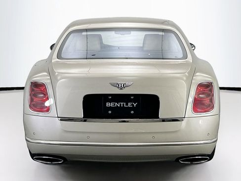 Used 2016 Bentley Mulsanne image 6