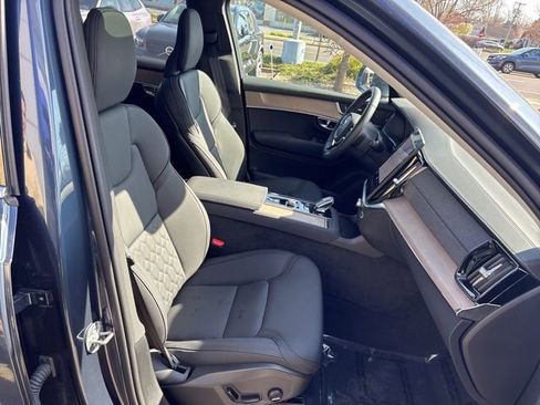 Used 2025 Volvo XC90 B6 Plus AWD/4WD image 16