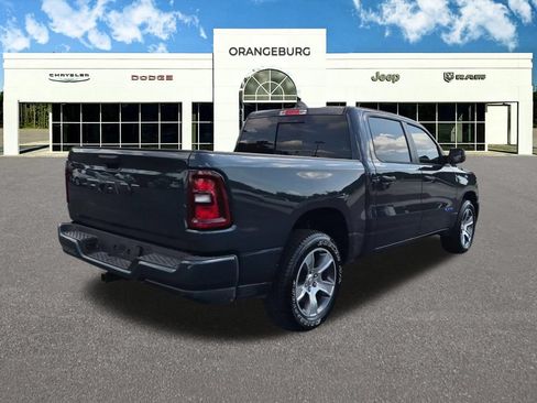 Used 2026 RAM 1500 Express RWD image 9