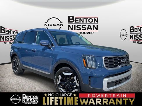 Used 2025 Kia Telluride S AWD/4WD image 1