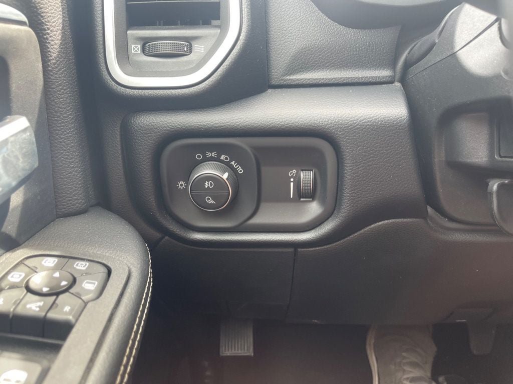 Used 2026 RAM 2500 Big Horn AWD/4WD image 16