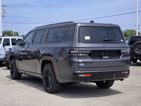 New 2026 Jeep Grand Wagoneer L Limited AWD/4WD image 3