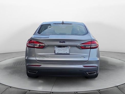 Used 2020 Ford Fusion SE AWD/4WD image 4