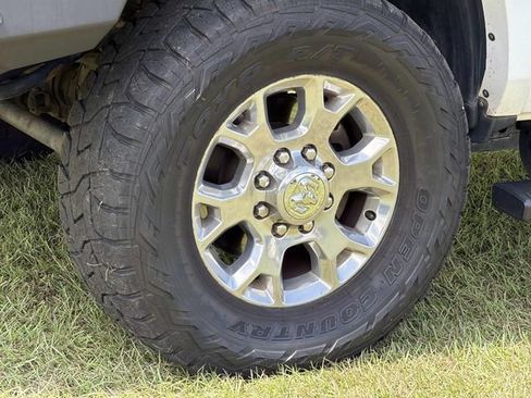 Used 2019 RAM 2500 Laramie AWD/4WD image 15