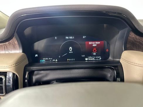 Used 2023 Lincoln Nautilus Reserve w/ Class II Trailer Tow Package image 17