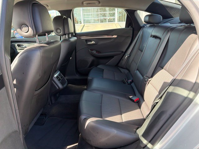 Used 2014 Chevrolet Impala LT w/ Convenience Package FWD image 24
