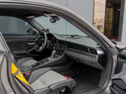 Used 2016 Porsche 911 GT3 RS RWD image 50