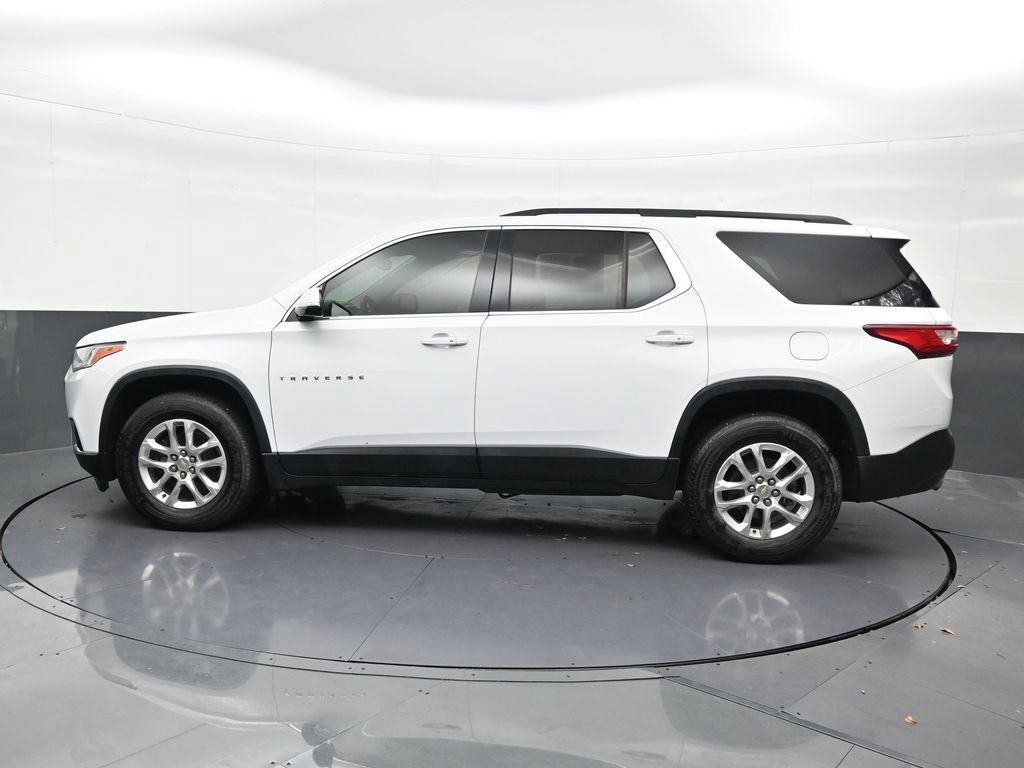 Used 2020 Chevrolet Traverse LT FWD image 2