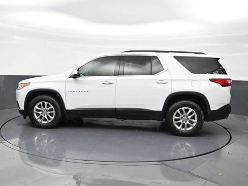 Used 2020 Chevrolet Traverse LT FWD image 2