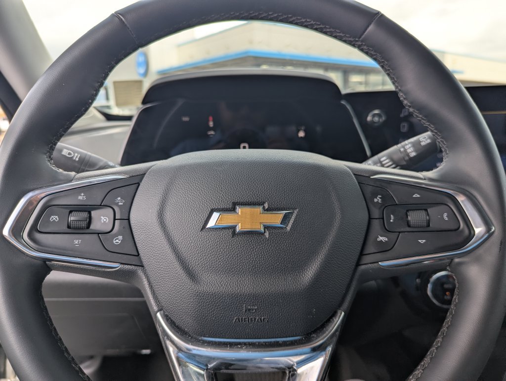 Used 2025 Chevrolet Trax LT w/ Driver Confidence Package FWD image 20
