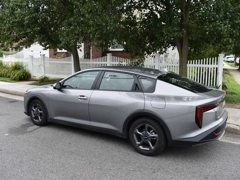 Used 2025 Kia K4 FWD image 5