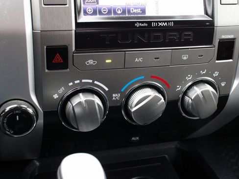 Used 2015 Toyota Tundra SR5 w/ TRD Off Road Package image 29