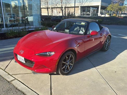 Used 2016 MAZDA MX-5 Miata Grand Touring image 1