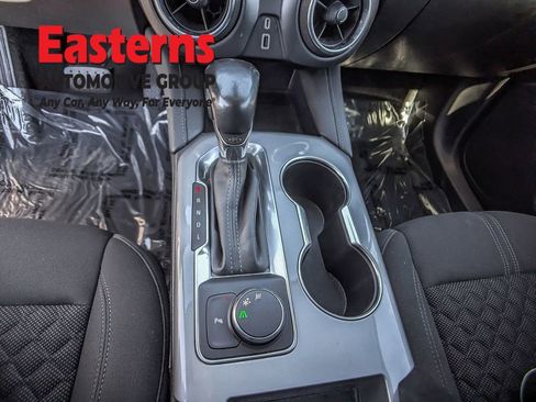 Used 2019 Chevrolet Blazer LT image 8