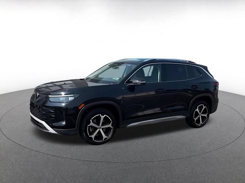 Used 2026 Volkswagen Tiguan SE AWD/4WD image 8