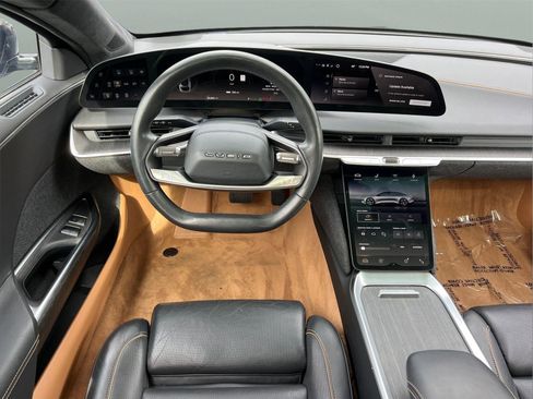 Used 2023 Lucid Air Touring image 24