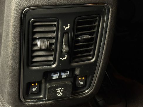 Used 2015 Jeep Grand Cherokee Limited RWD image 20