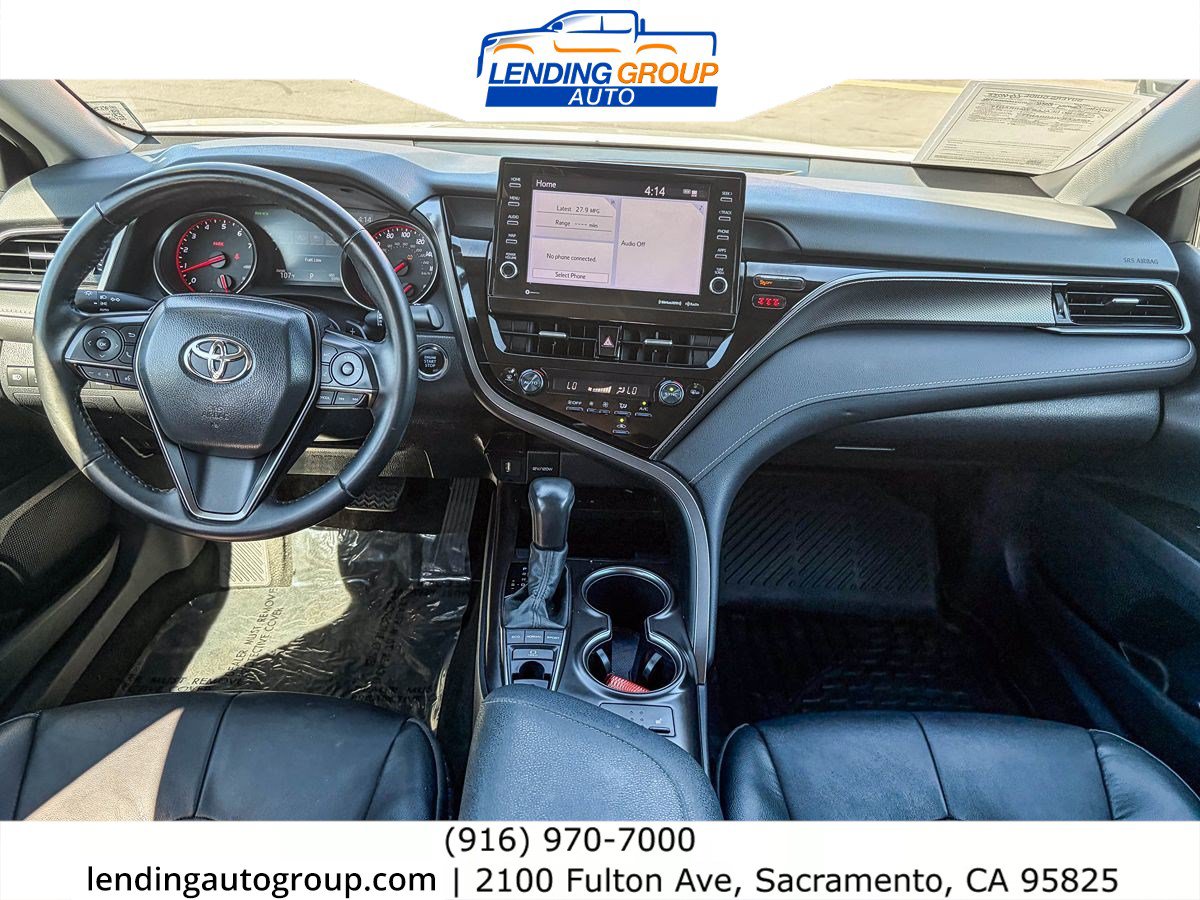 Used 2024 Toyota Camry XSE FWD image 11