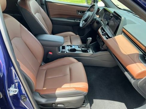 Certified 2026 Subaru Outback Touring AWD/4WD image 18