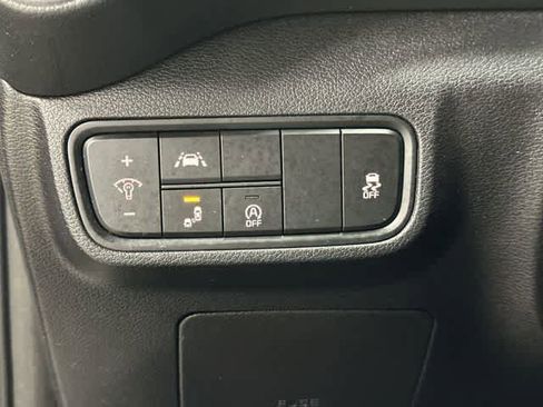 Used 2020 Kia Soul S FWD image 19