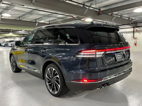 Certified 2023 Lincoln Aviator Reserve w/ Equipment Group 201A AWD/4WD image 4