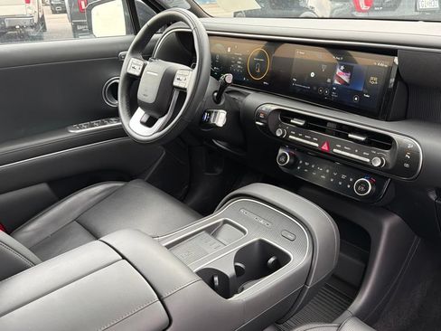 Used 2026 Hyundai Palisade Calligraphy AWD/4WD image 16